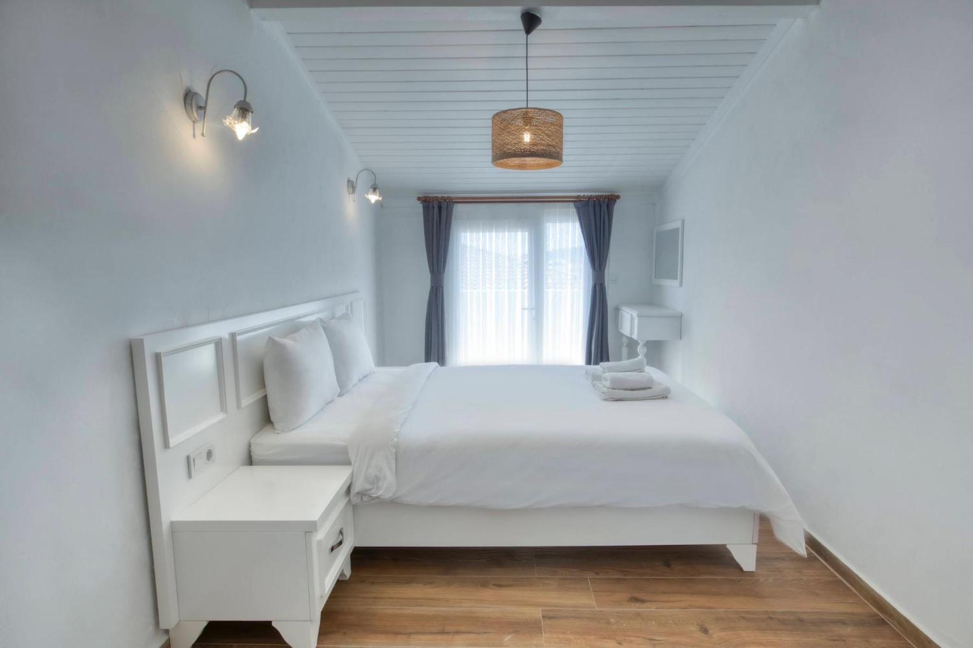 Londia Otel Alaçatı Buitenkant foto