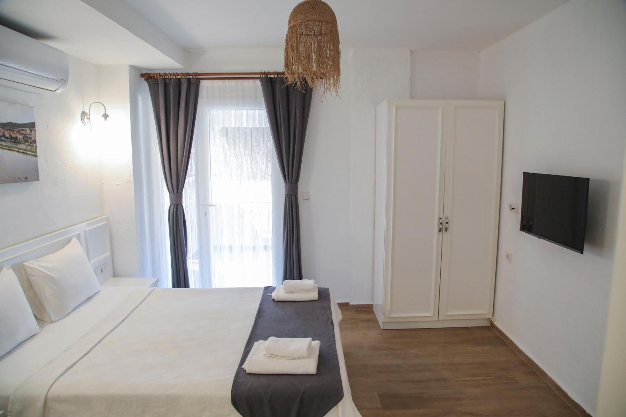 Londia Otel Alaçatı Buitenkant foto